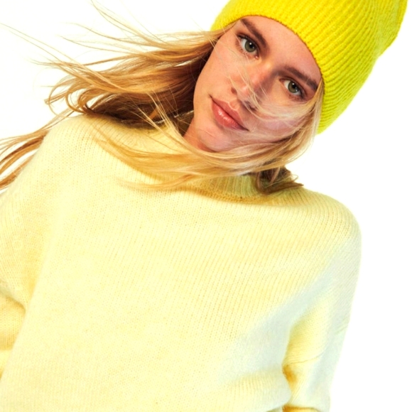 Zara Round neck Sweater